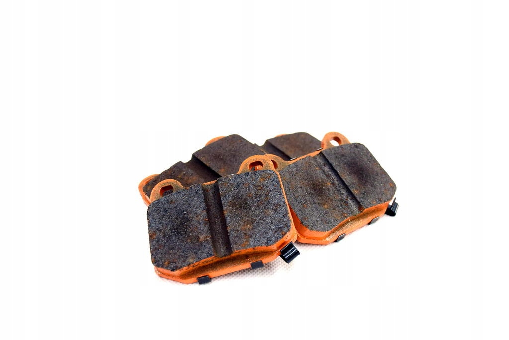 Klocki hamulcowe tylne DBA Xtreme Performance Impreza STI 01-17 Lancer Evo 5/6/7/8/9 - obrazek 3