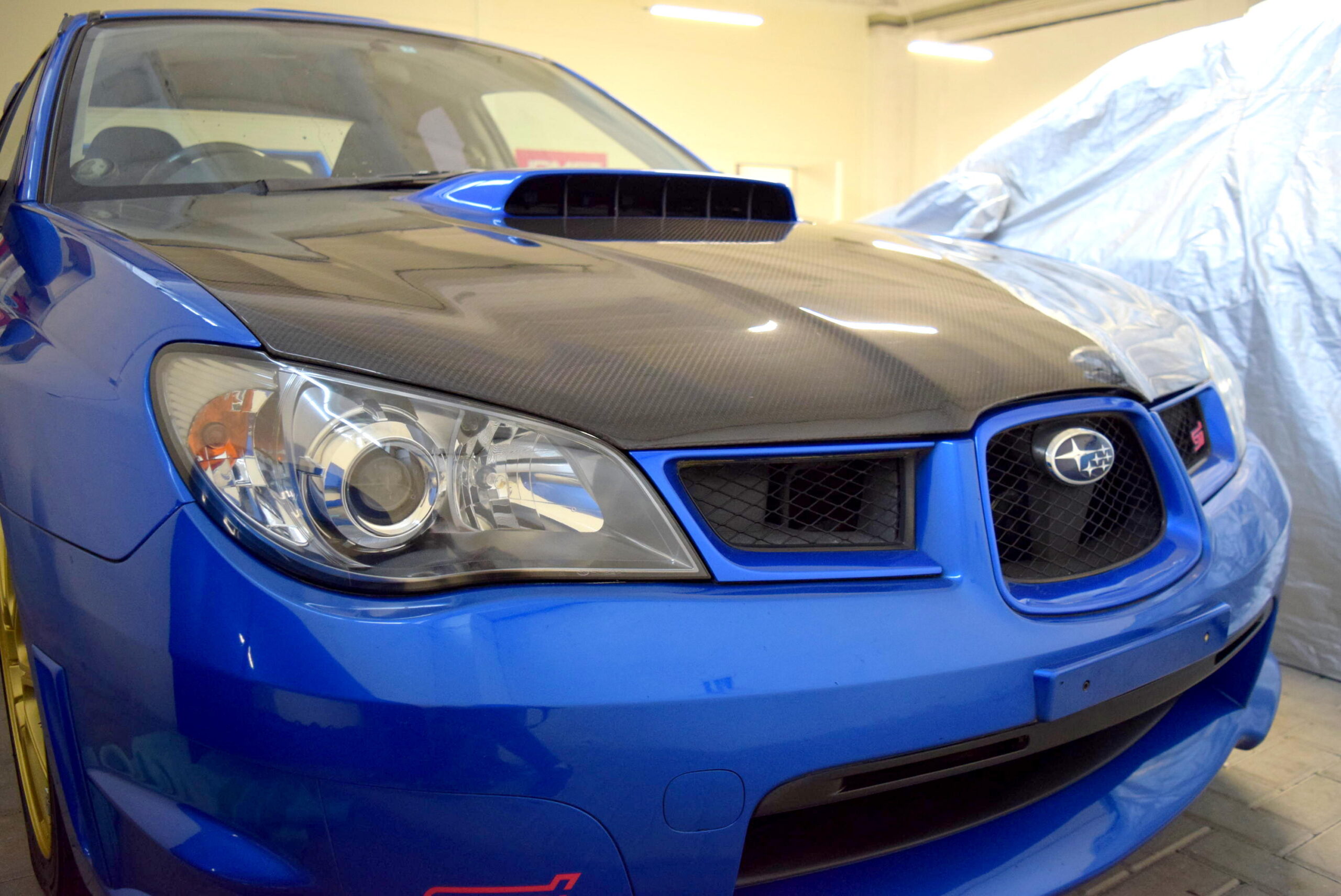 Maska carbonowa Subaru Impreza WRX/STI 2005-2007 - obrazek 4