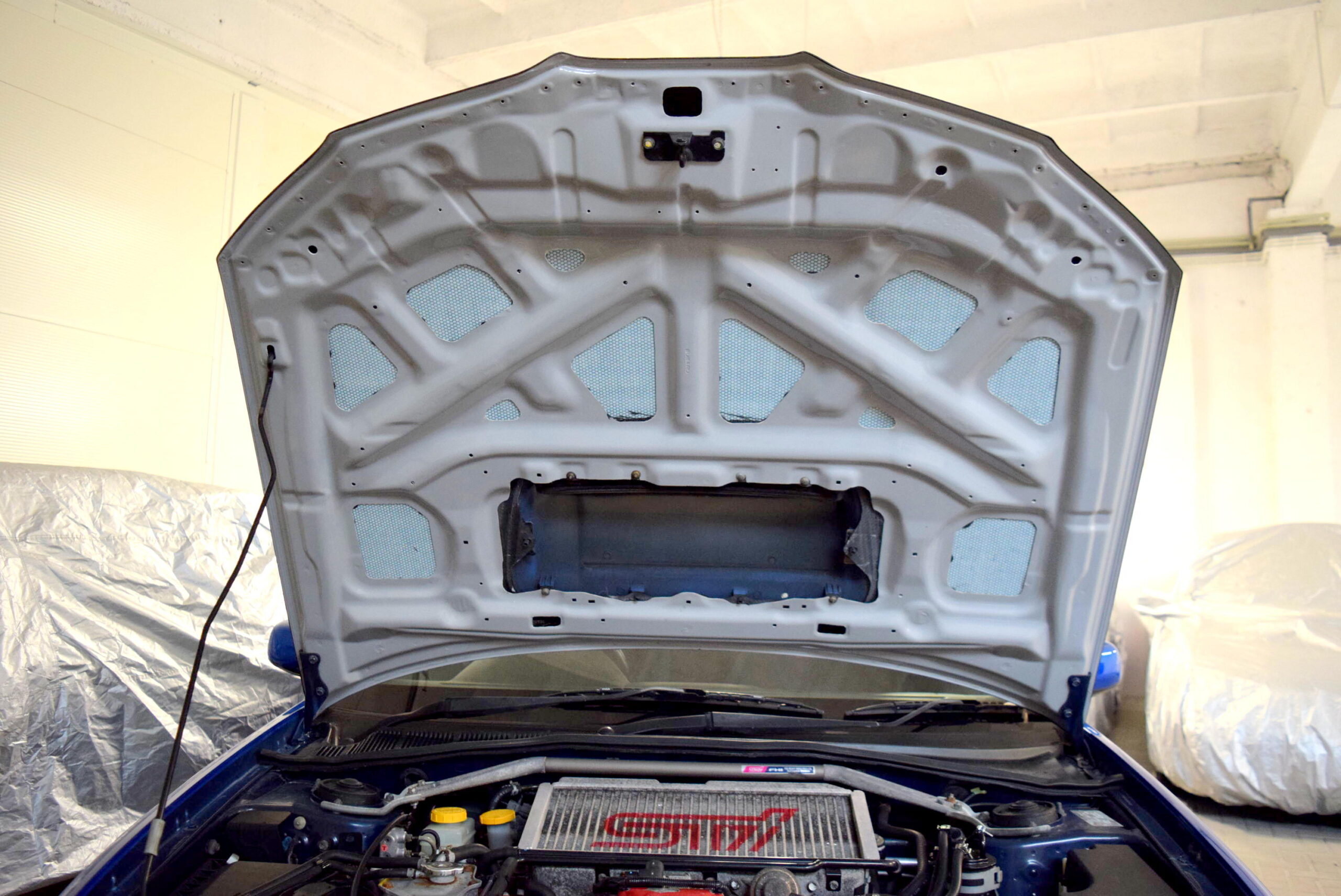 Maska carbonowa Subaru Impreza WRX/STI 2005-2007 - obrazek 7