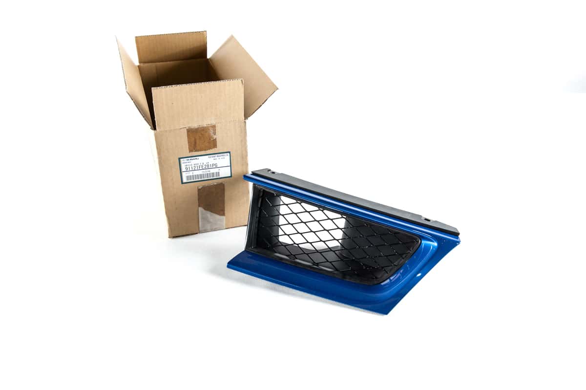 Grill przedni lewy Subaru Impreza 2005-2007 - obrazek 2