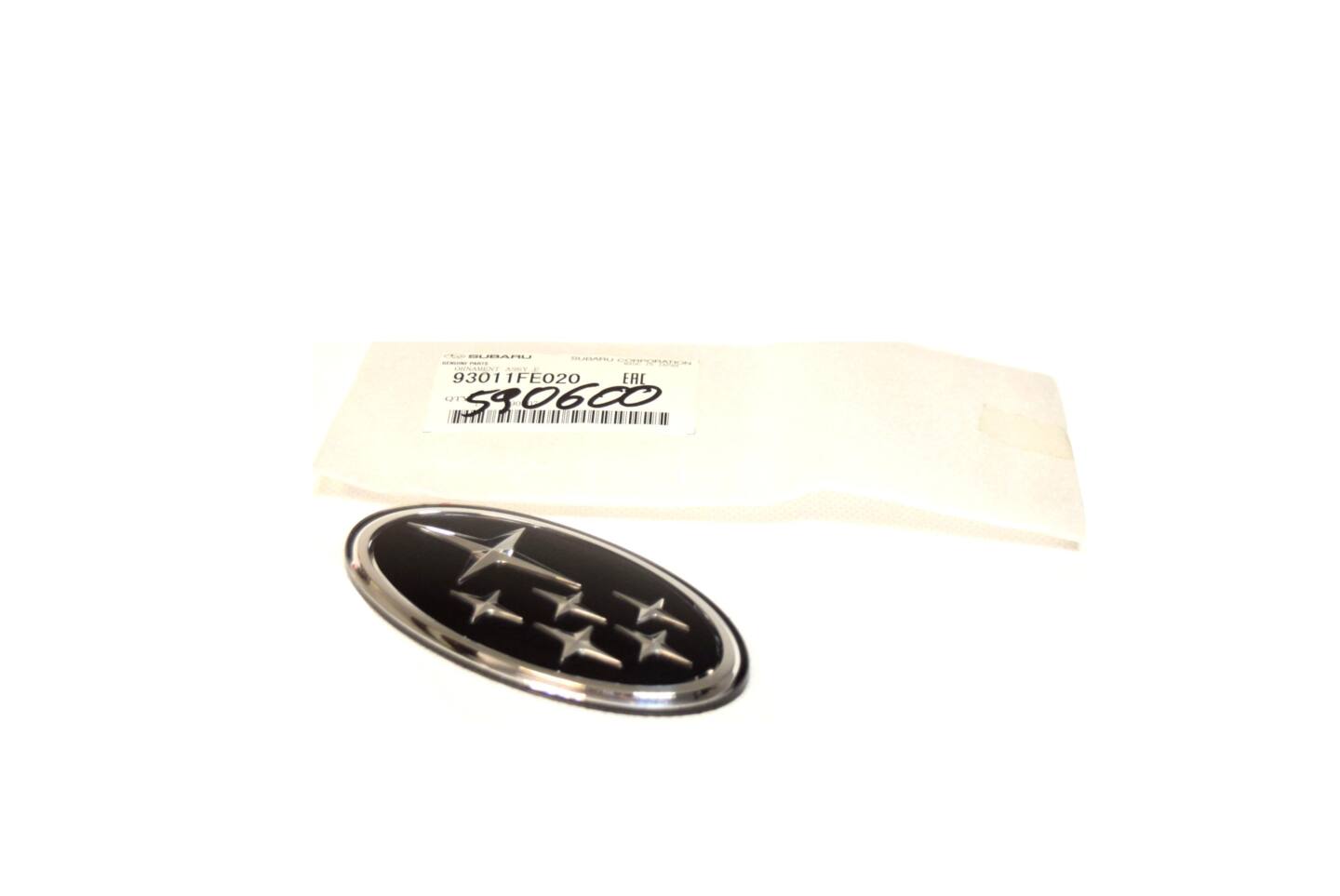 Emblemat atrapy przedniej Subaru Impreza 01-02 - obrazek 3