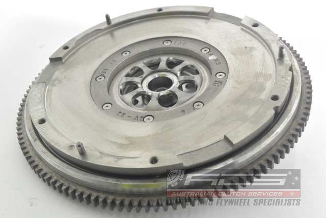 Koło zamachowe dwumasowe Subaru Legacy 2004-2006
