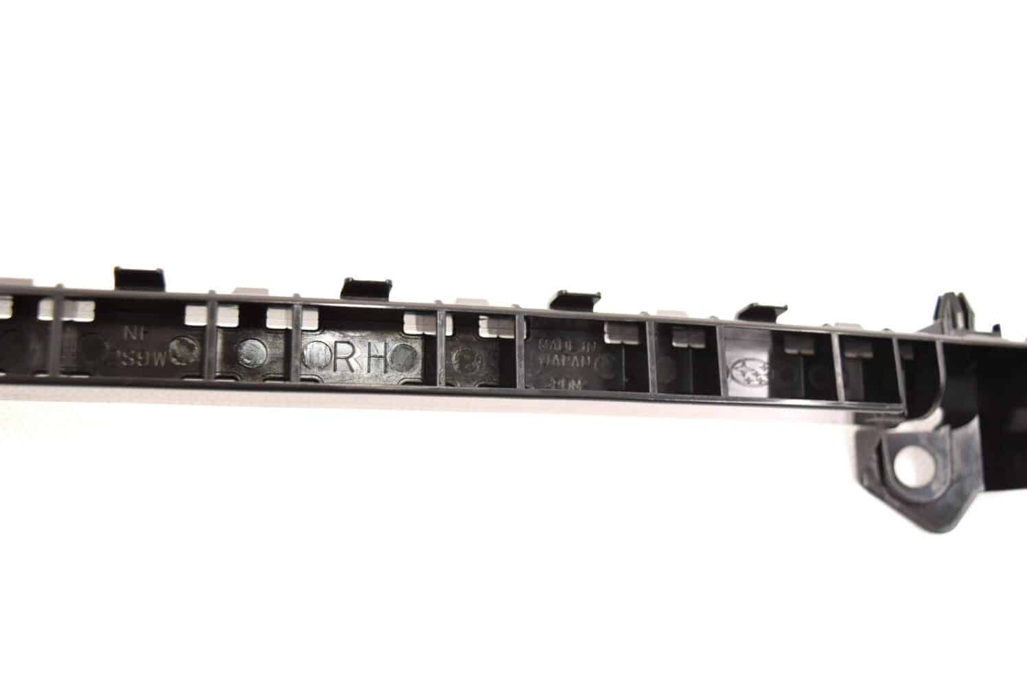 57707FG002 Ślizg zderzaka przedni prawy Impreza 08-12 poza STI