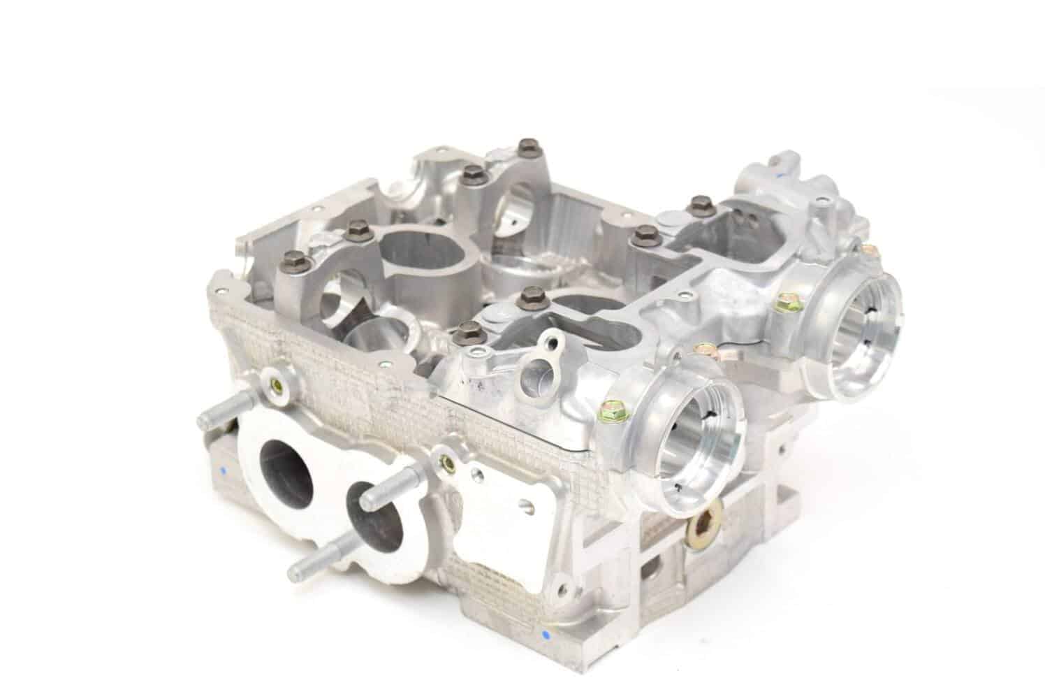 11039AB650 Głowica silnika prawa EJ255 Subaru Forester 2004-2005 Legacy 2.5 GT USA 03-05 Impreza STI USA 03-05