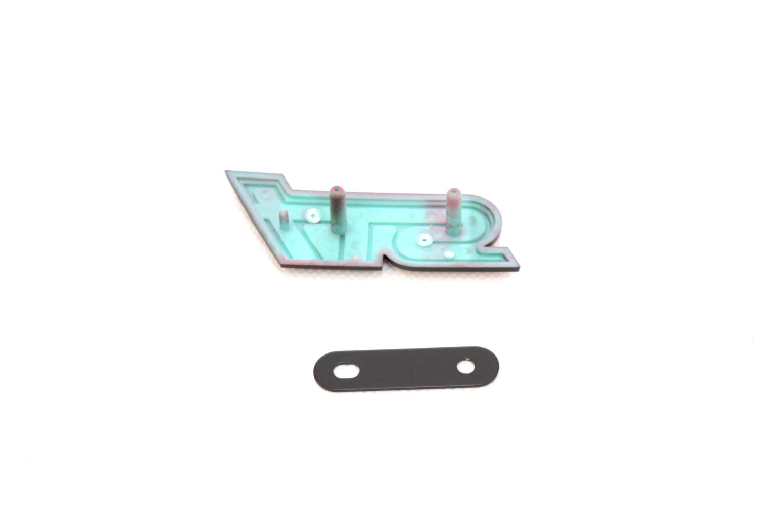 93013FE120 Emblemat grilla przedniego Subaru Impreza STI 04-05