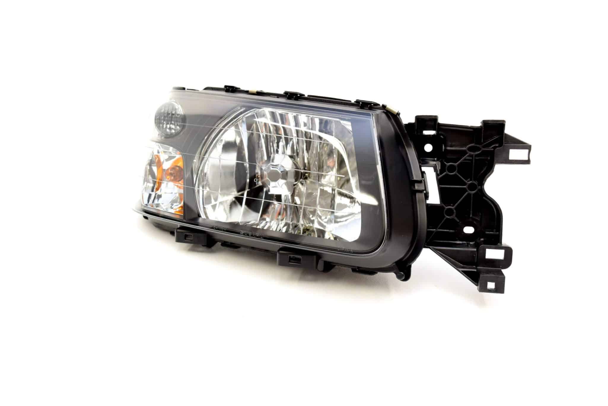 Lampa przednia prawa Subaru Forester 03-05 RHD - obrazek 2