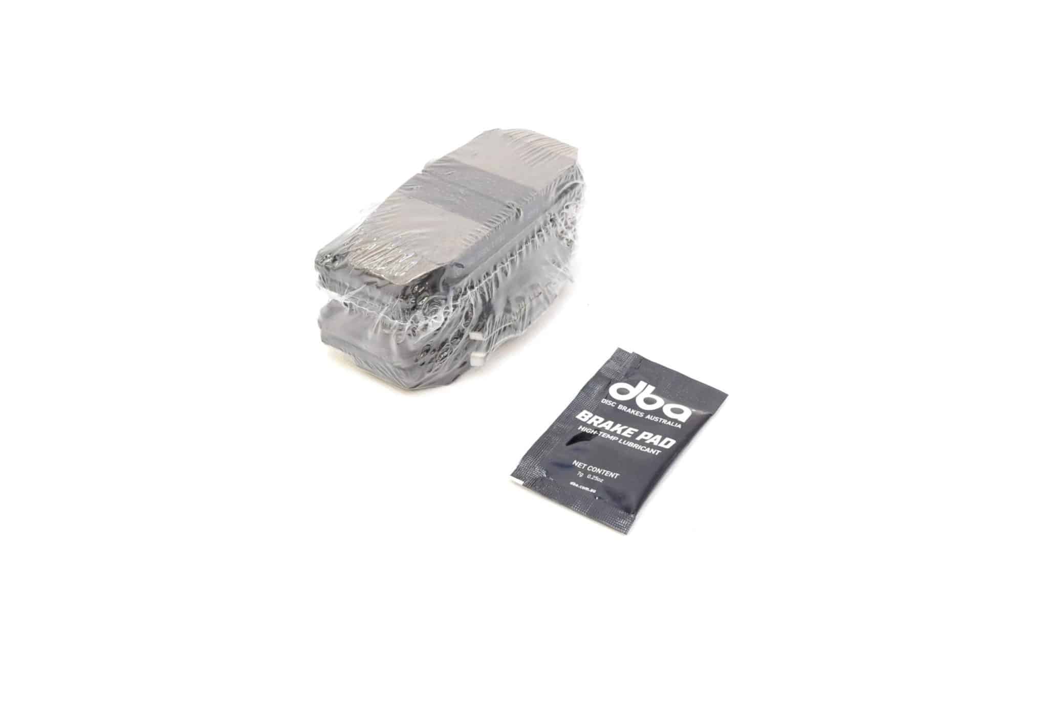 Klocki hamulcowe przednie DBA Street Series Impreza GT99/00 WRX 01-07 - obrazek 5