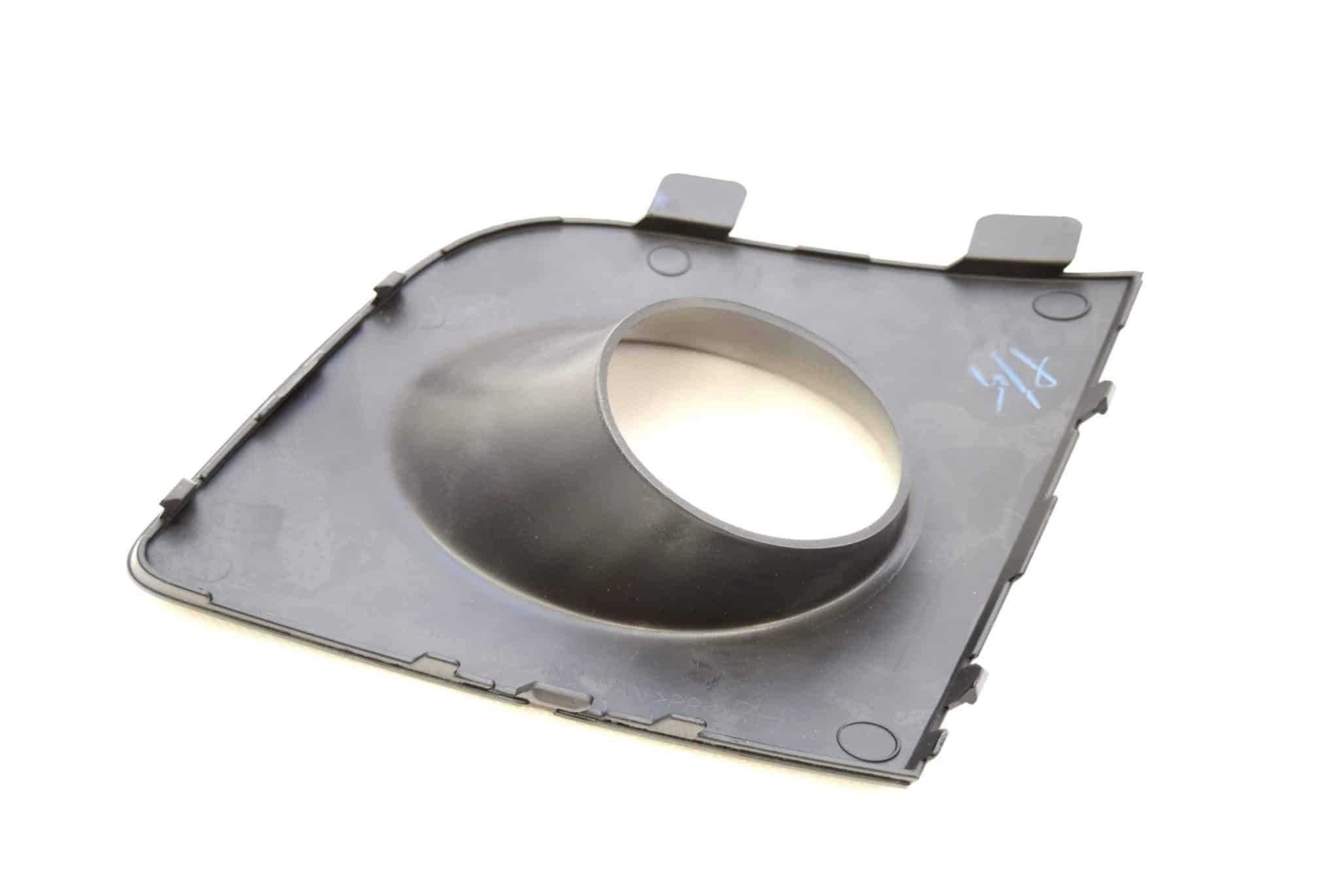 Zaślepka halogenu prawa Impreza 2005-2007 czarna 32J - obrazek 4