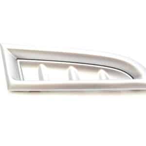 Zaślepka boczna zderzaka lewa Impreza sedan 2006-2007 srebrna 01G