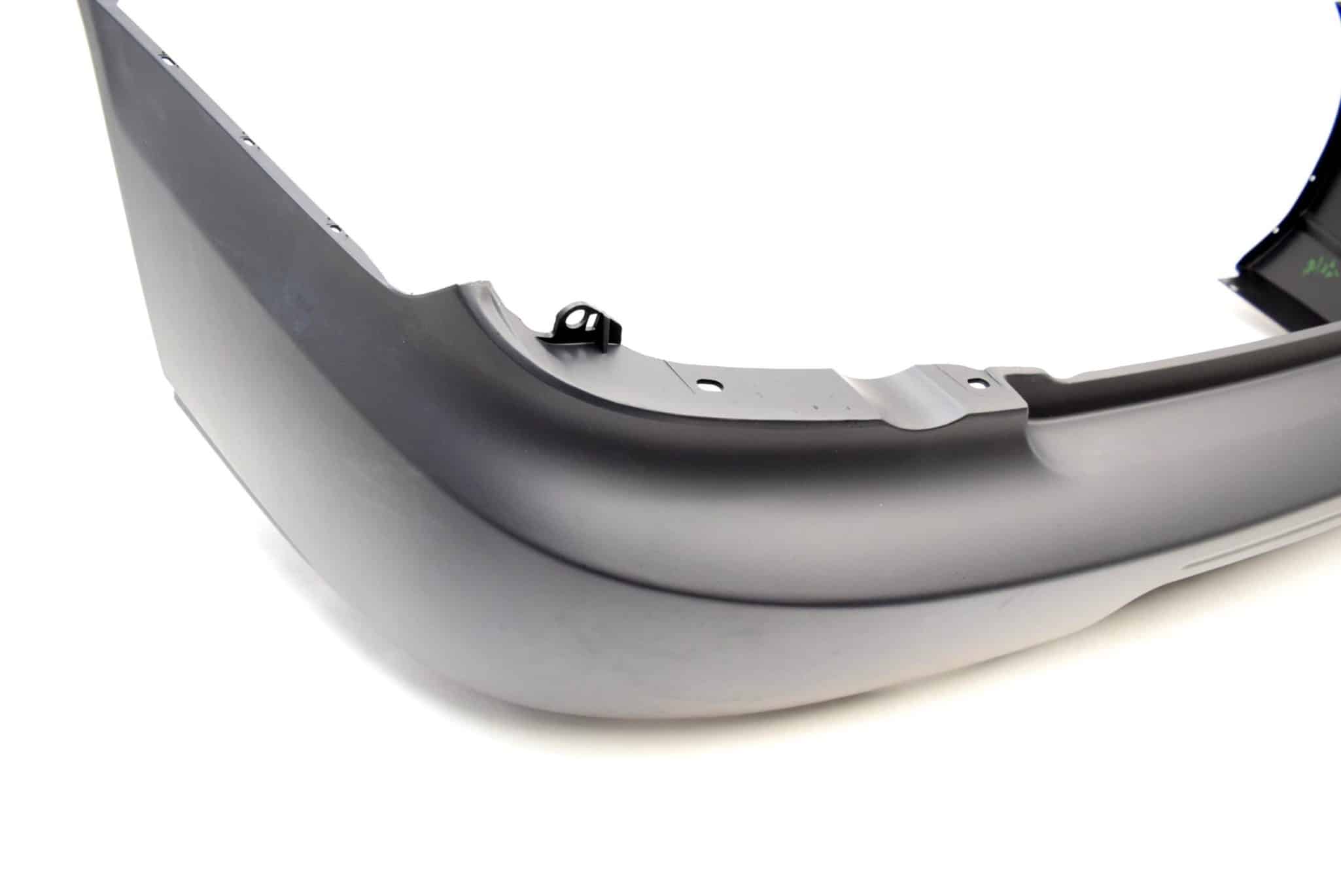 Zderzak tylny Subaru Impreza sedan 03-07 WRX i wersje wolnossące, STI 03-04 zamiennik do 57704FE170 - obrazek 2