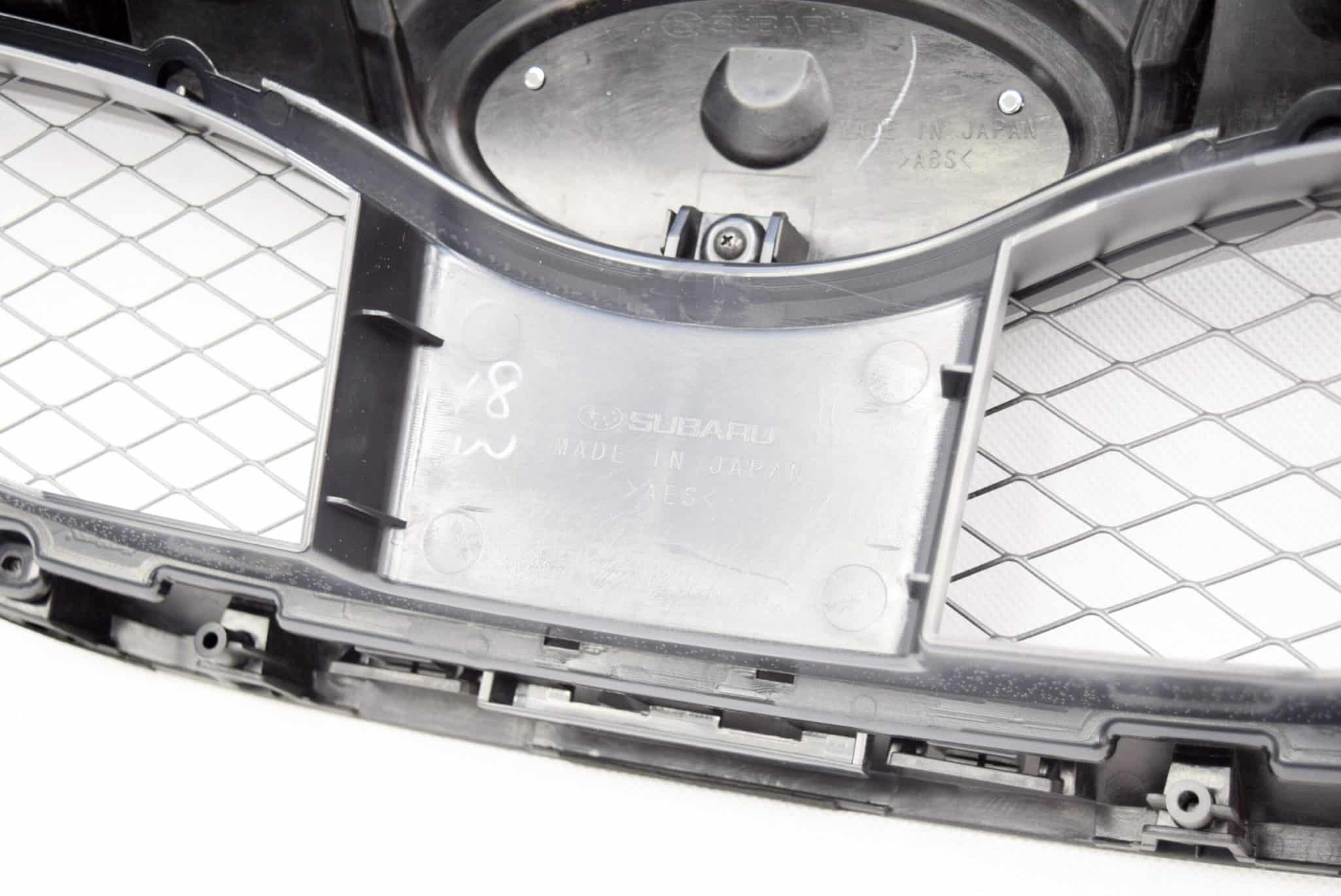 Grill atrapa przód Subaru Impreza STI 2008 - 2010 - obrazek 4