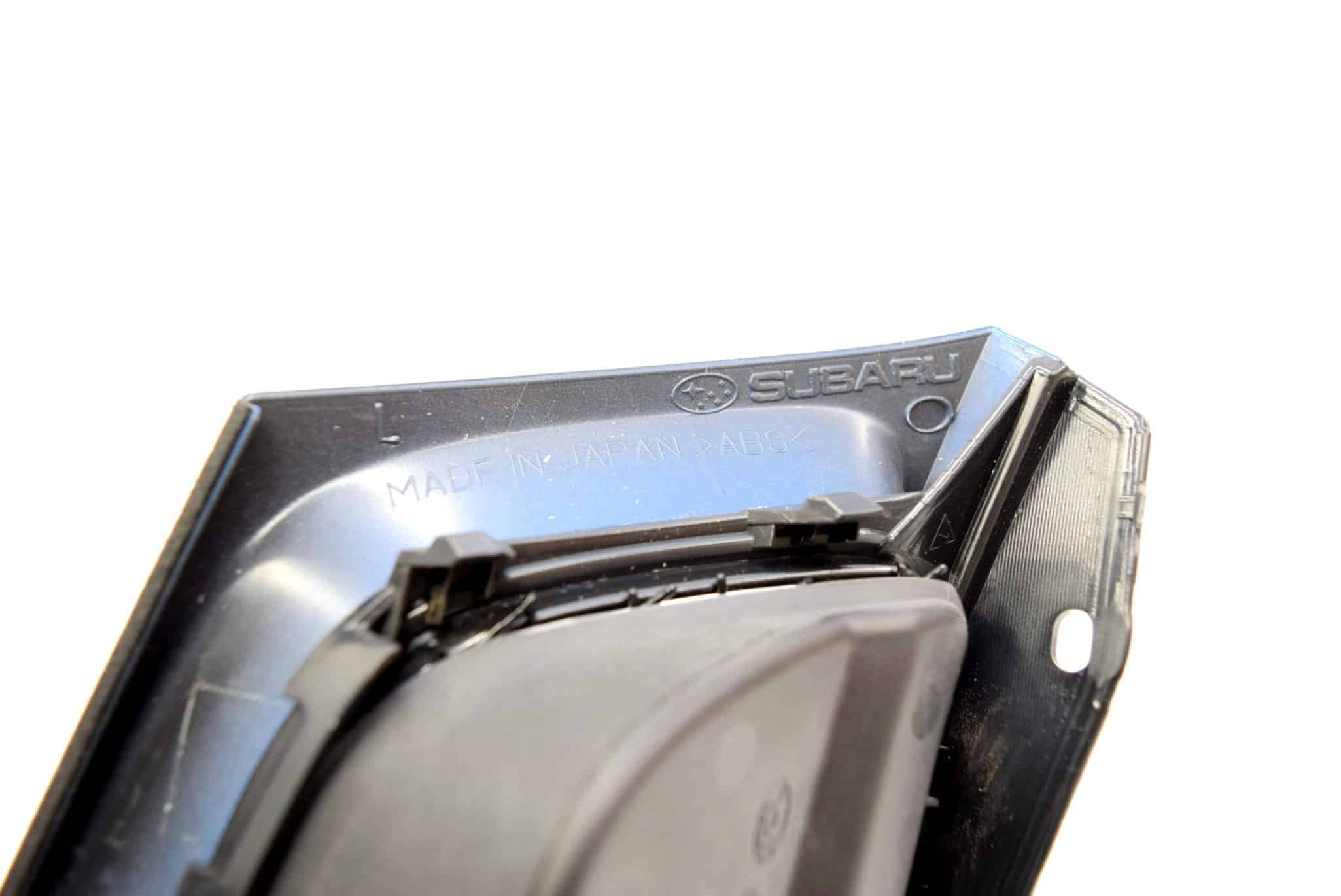 Grill przedni lewy Subaru Impreza STI 2005-2007 - obrazek 6