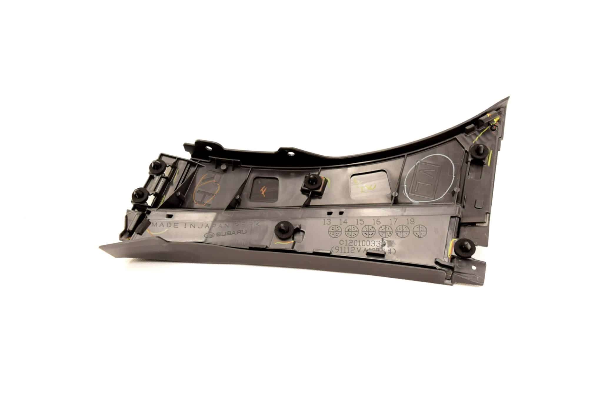 Listwa błotnika przedniego prawego Impreza WRX oraz STI 2015-2021 - obrazek 3