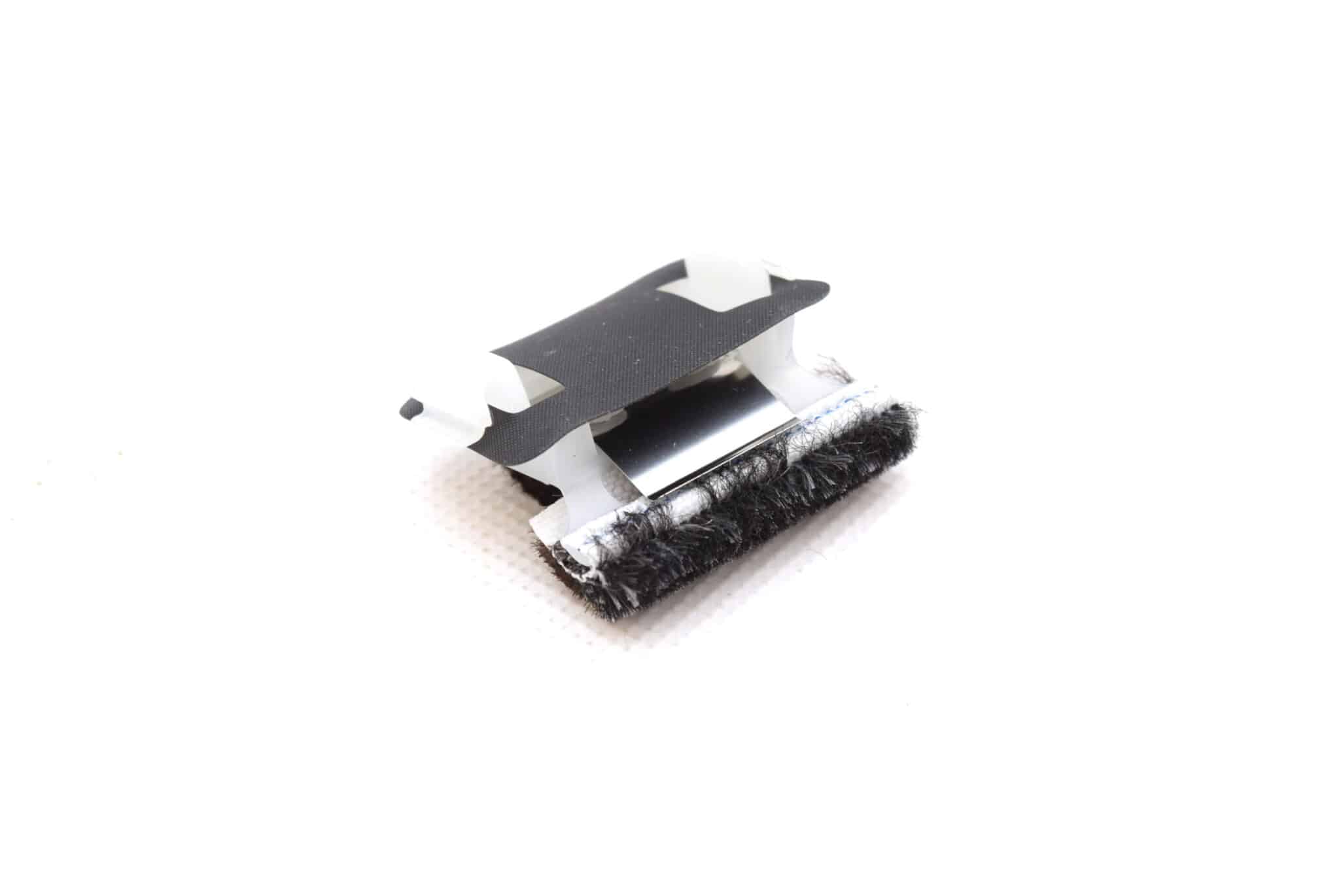 Stabilizator prowadnica szyby drzwi zewnętrzna Subaru Impreza 94-07 Forester 03-07 Legacy 94-02 zamiana z 62303FC001 - obrazek 3