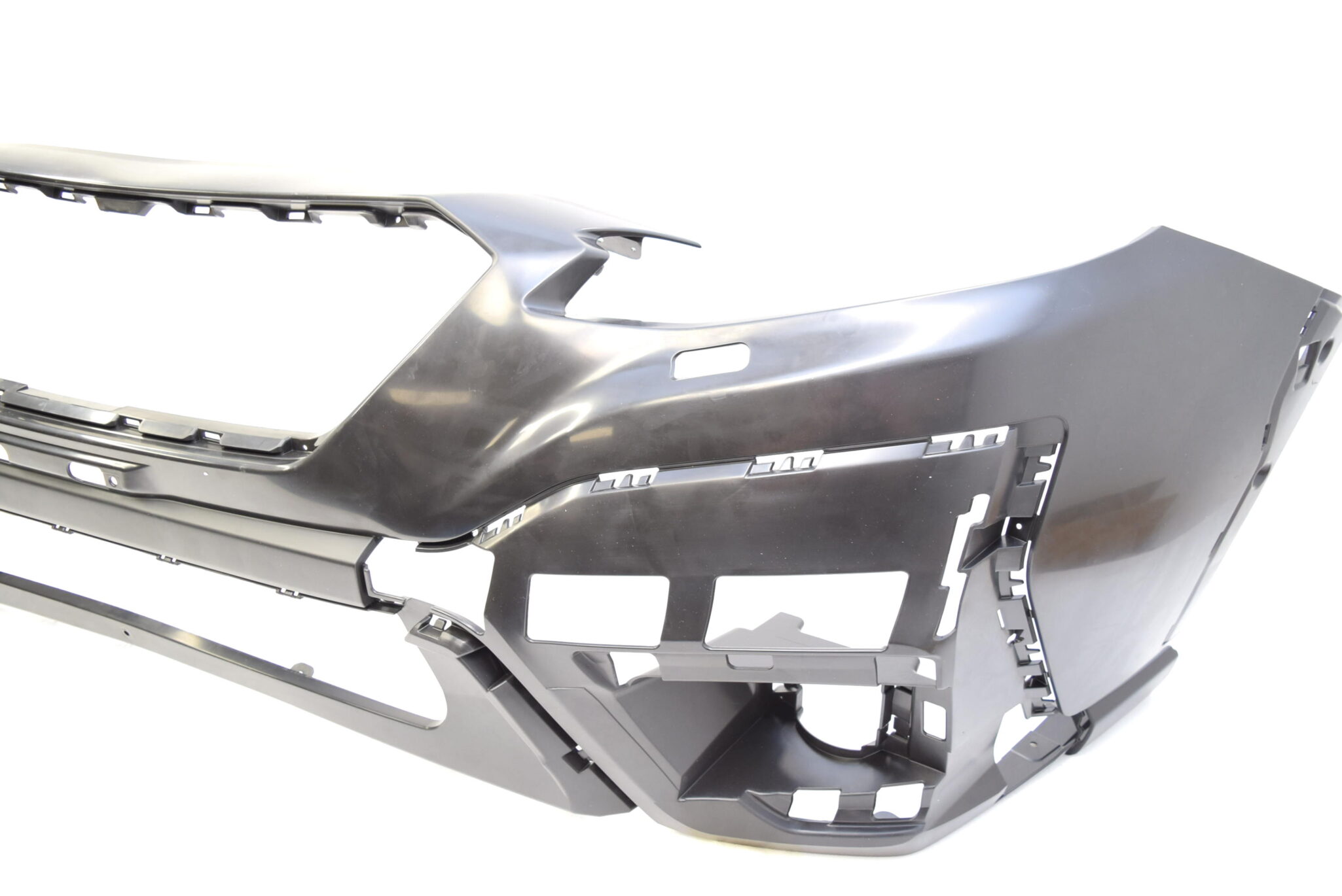 Zderzak przedni Subaru Outback BT 2020-2025 z otworami spryskiwaczy lamp - obrazek 3